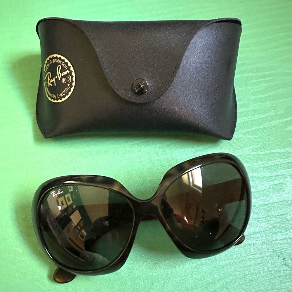 Ray-Ban Women's Black Oversized Tortoise Sunglasses - Jackie Ohh II